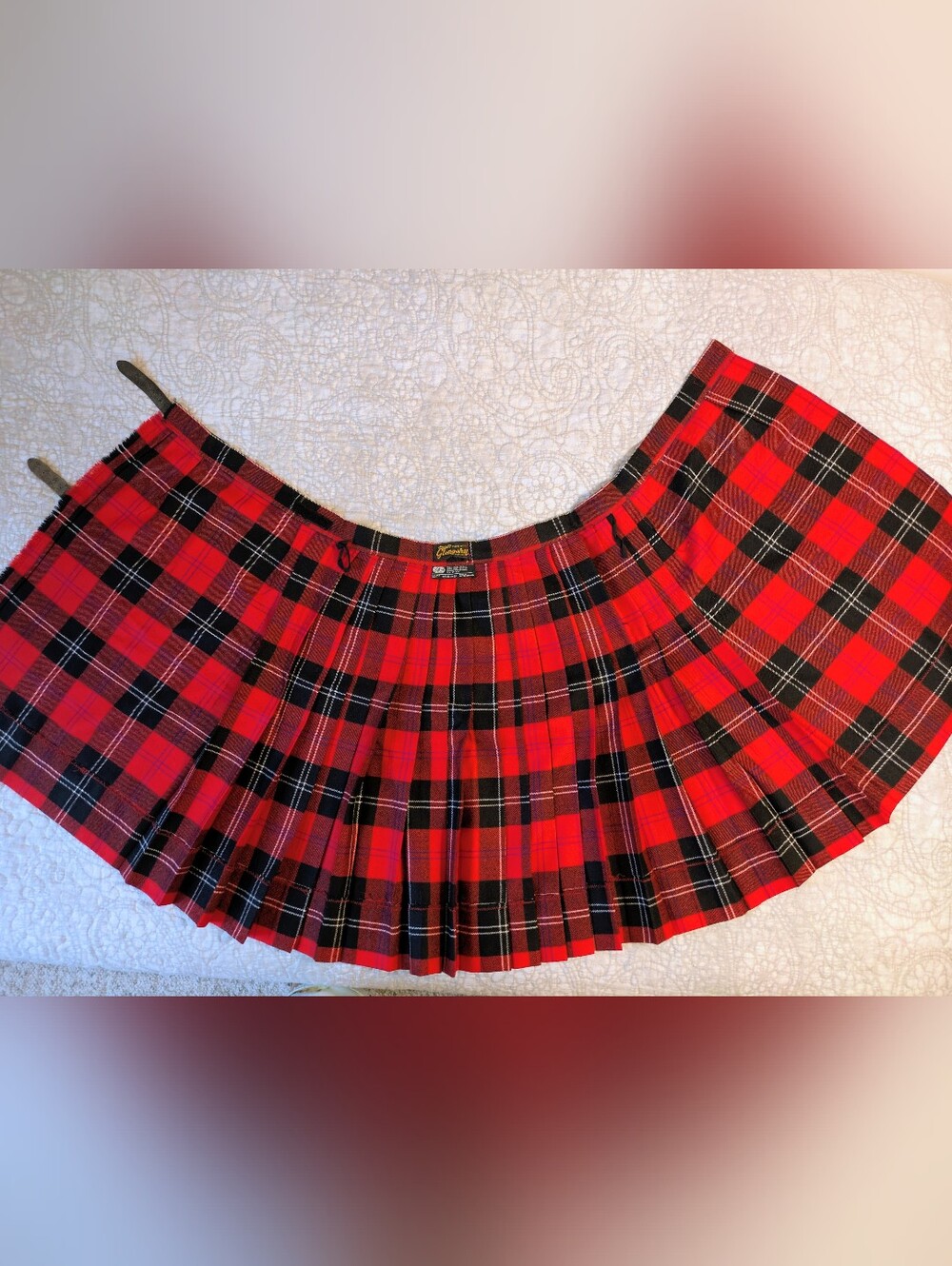 Glengary Scotland Vintage 100% Wool Tartan Wrap Pleated Skirt with Buckle Detail - Picture 8 of 15